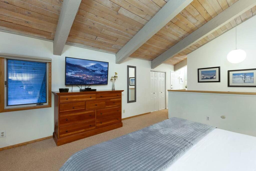 Updated 3 Bedroom 2 Ba With Pool & Hot Tub - Stunning Mountain Views! 斯诺马斯村 外观 照片